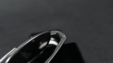 AOWEAR Sunglasses: Style & Protection