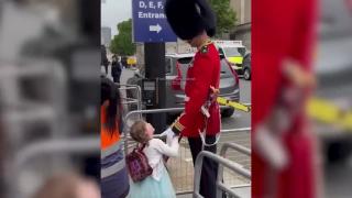 Royal Guards Break Character in the most Heartfelt Moments