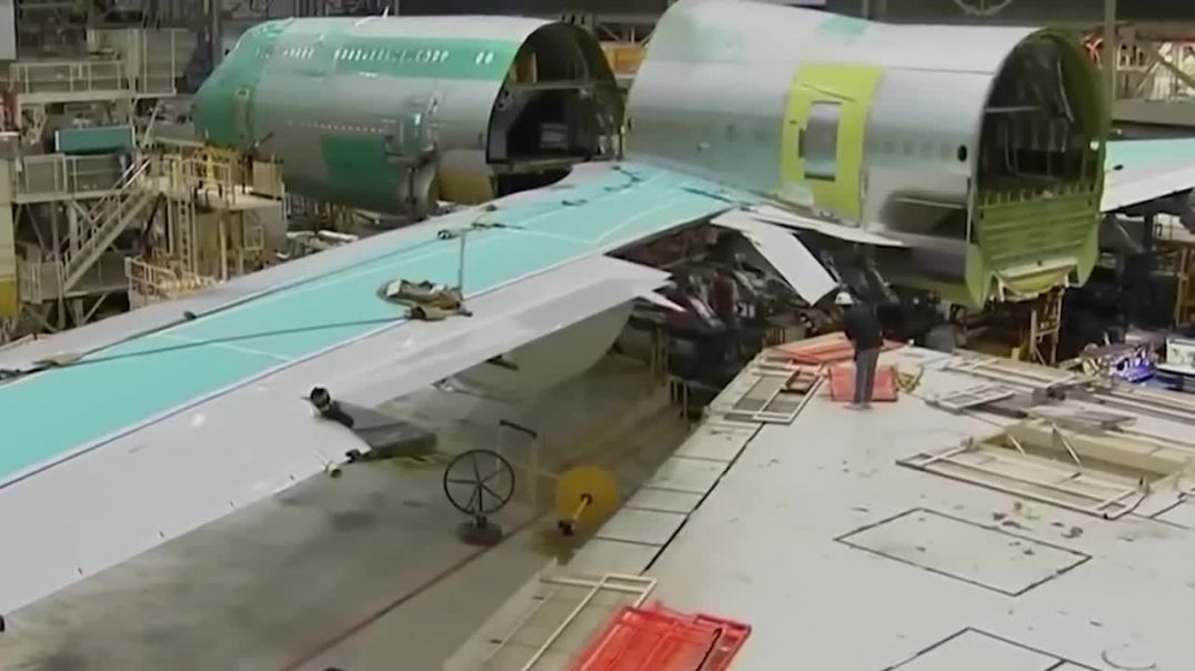 Boeing SHUTS DOWN s14 Billion US Shadow Factory