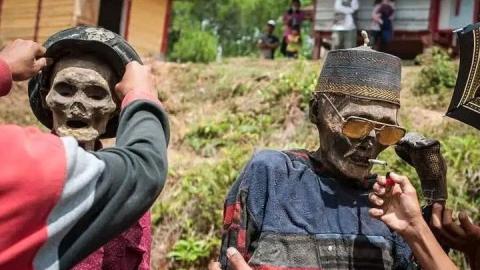 Things That Make You Go Daaamn 90 - Too Many Damn Darwins (Part 2)