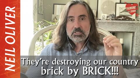Neil Oliver: ‘…they’re attacking Christians & Christianity!!!’