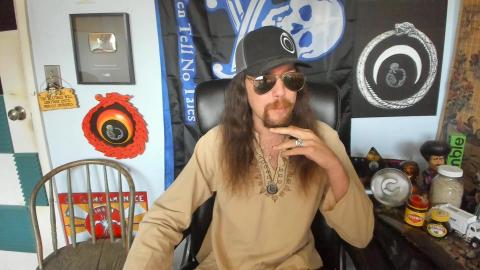 Trump Plans a UFC Fight at the White House HAHAHA