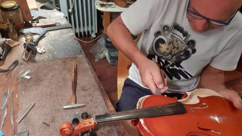 I open up the 100 dollar violin