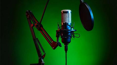 The Big Mic is Dialled In