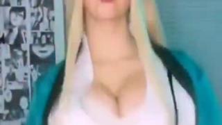 Tsunade Cosplay bounces for a load!