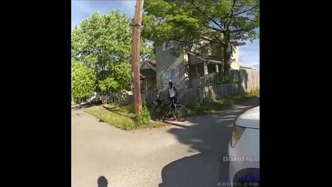 Stupid Thief Steals Police Bike - he thought it was a free bike