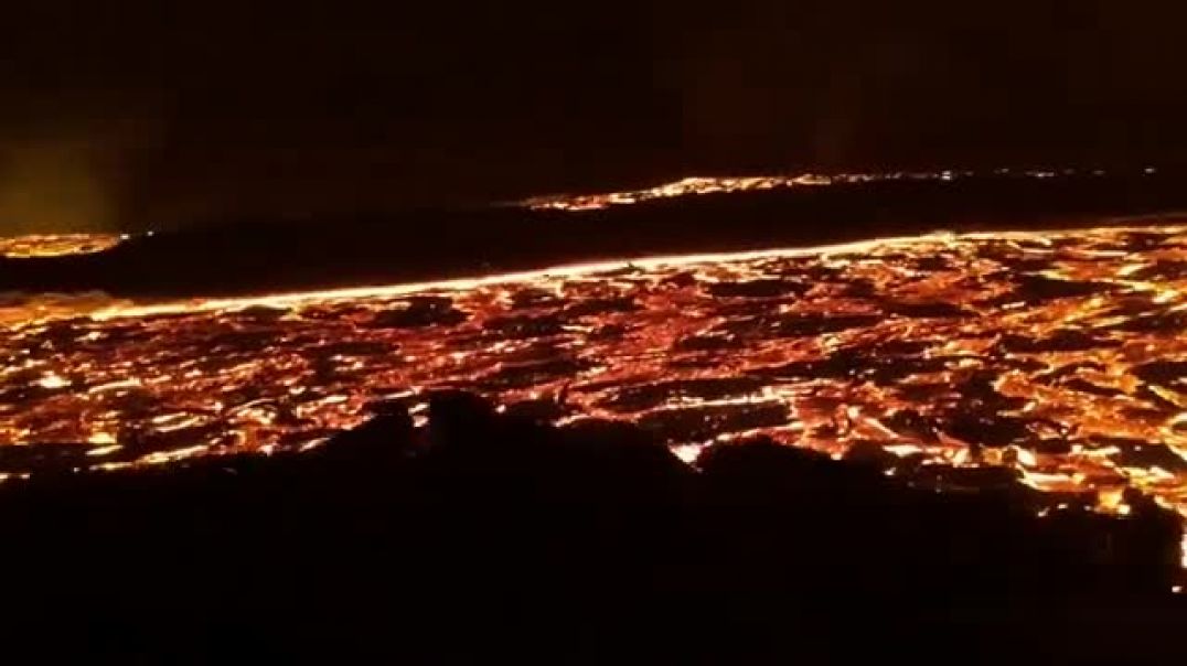 Fast-moving Lava River - See Pinned Comment for Links.