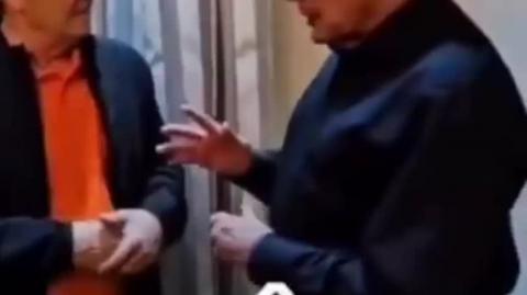 Oligarquia resgata Aécio Neves das catacumbas e tenta requentar o teatro das tesouras de tucanos vs petistas