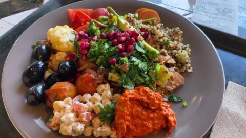 What I Really Eat in a Day to Keep Blood Sugar Low