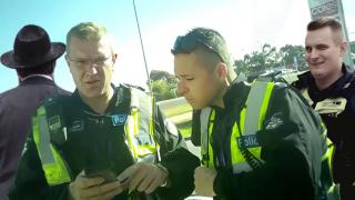 how do you know that you're being watched when you're on a government watch list watch this video