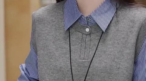 Stylish Women's Layered-Look Winter Sweater Vest with Striped Collar Detail