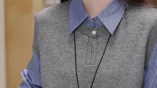 Stylish Women's Layered-Look Winter Sweater Vest with Striped Collar Detail