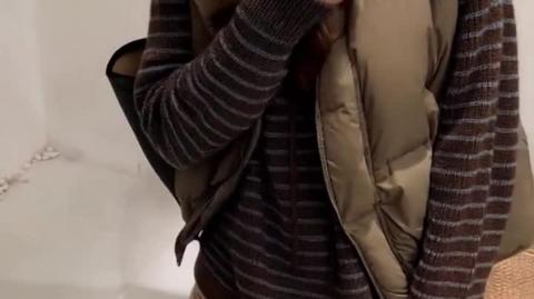 Cozy Striped Knit Hoodie – A Perfect Blend of Comfort and Casual Style