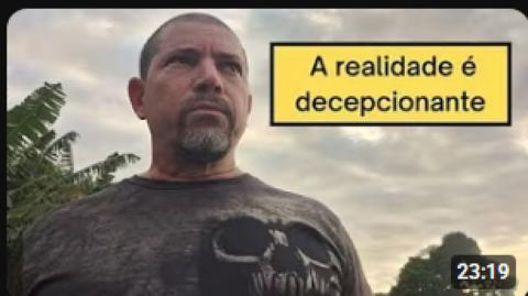 Amanheceu e eu ainda estou vivo | só não sei mais quantas manhãs inúteis como esta ainda me restam!