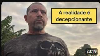 Amanheceu e eu ainda estou vivo | só não sei mais quantas manhãs inúteis como esta ainda me restam!