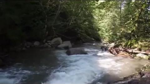 Iran - Village Life - Baking Bread and Cooking Lentil Stew with Grandma