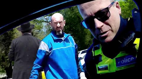 how do you know that you're being watched when you're on a government watch list watch this video