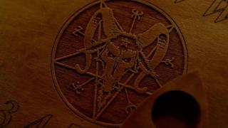 Pacto com o diabo - 1 de dezembro de 2024 -J.R. Nyquist e Alex Benesch