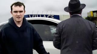 how do you know that you're being watched when you're on a government watch list watch this video