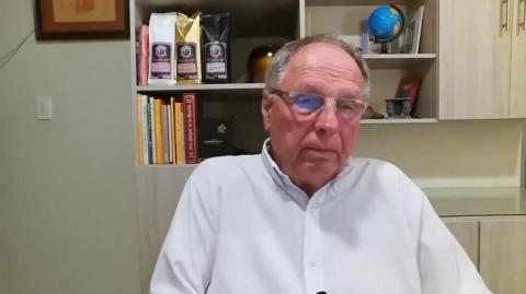 Jupiter and Saturn Are NOT Planets, But Small Stars