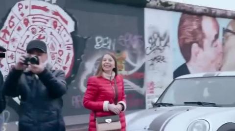 Mike Pompaeo - Has No Friends