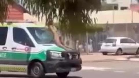 Naked Black Abo maniac smashes ambulance windscreen with his head in Kalgoorlie, Western Australia
