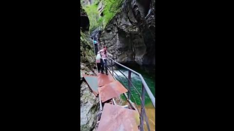 A bridge not too far - Zero situational awareness - Zero self preservation skills