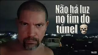 A escuridão é onde tudo começa e onde tudo acaba!