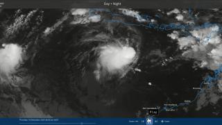 The Silent Cloud Show - Play in 720P - I was telling a story - the microphone fucked up... Follow the mouse pointer to watch in sign language.