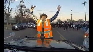 Trump Flips the Bird, Scott Adams' Deathbed Conversion, Ice Wars, Goldberg Hoax | Know More News