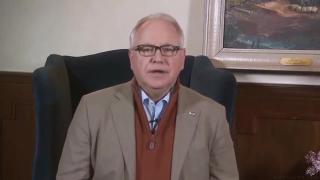 Tim advises his comrades