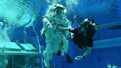 Why NASA's Next Space Suits are not Pressurized to 14 PSI.