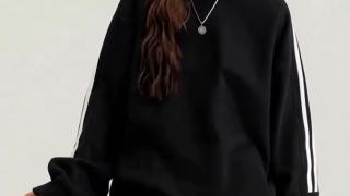 Color Block Turtleneck Sweater – Retro Knit Pullover for Fall & Winter