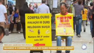 BOOMER ME DEU "PRESENTE SENTIMENTAL"... EU VENDI, PAU NO C. U. DELE