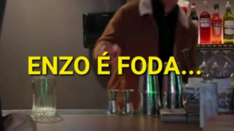 Na noite com R90 - Melhor ser pobre e Livre do Que Rico de Instagram