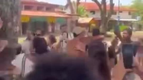 Brazillians kick Israelis out of their area