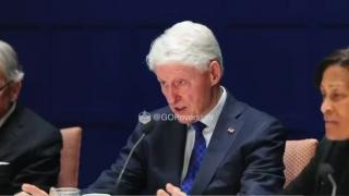 SLICK WILLY GETS MACED