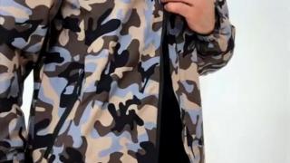 Casual camo windbreaker with hood for outdoor adventures