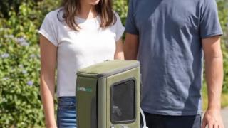 Miniaturized water-from-air device