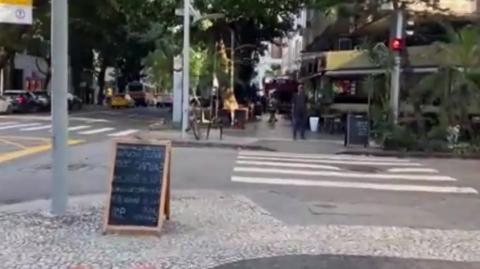 Na vida tem dois caminhos...