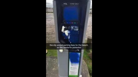 They installed parking meters at the beach - It didn't go well - The people said NO