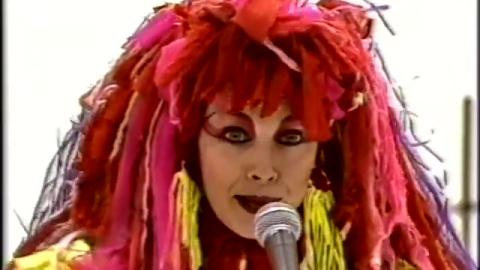 I think Hammerhand might just have a NEW girlfriend - Eeeee Ooooo Eeeeee Ooooooo