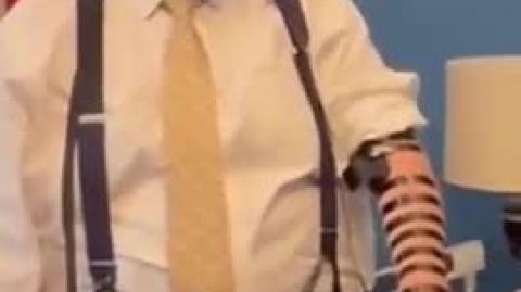 Sack of Shit FAKE JEW from Florida plays Kike Cock Sucker Dress Ups