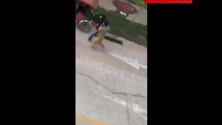 This guy tried to kidnap a father and his 5-year-old daughter with a gun pointed at them