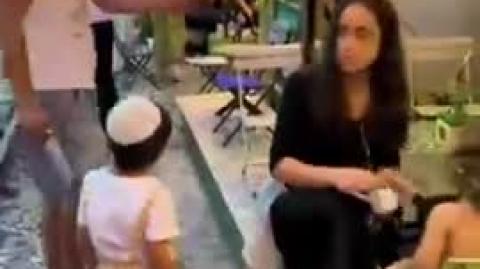 JEWS GET KICKED OUT OF SHOP AS The Owner Is Not Too Crazy About Jews