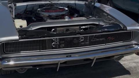 Monday Motor Madness # 178 - Hemi Charger