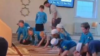 English Kid Refuses to Submit to Allah