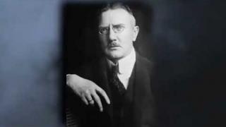 Hitler was a Freemason? Or surrounded by them?