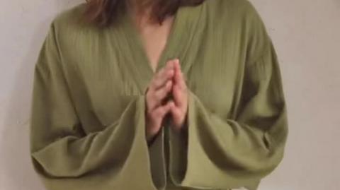 Comfortable Women's Casual Kimono Style Robe for Home and Relaxation