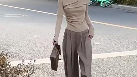 Women's Elegant Long Sleeve Ruched Top with Asymmetrical Boat Neck Design